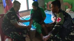 Yonif TP 825 Aksi Sosial di Desa Lembo, 50 Warga Cek Kesehatan Gratis