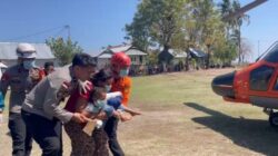 Kabasarnas Turun Langsung Evakuasi 3 Korban Gempa dari Manggarai Timur NTT