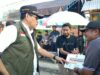 Korban Banjir di Toboli Barat Terima 360 Batang Pipa Air dari Pemkab Parimo