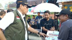 Korban Banjir di Toboli Barat Terima 360 Batang Pipa Air dari Pemkab Parimo