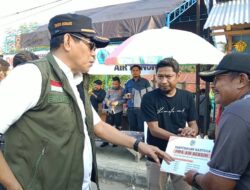 Korban Banjir di Toboli Barat Terima 360 Batang Pipa Air dari Pemkab Parimo