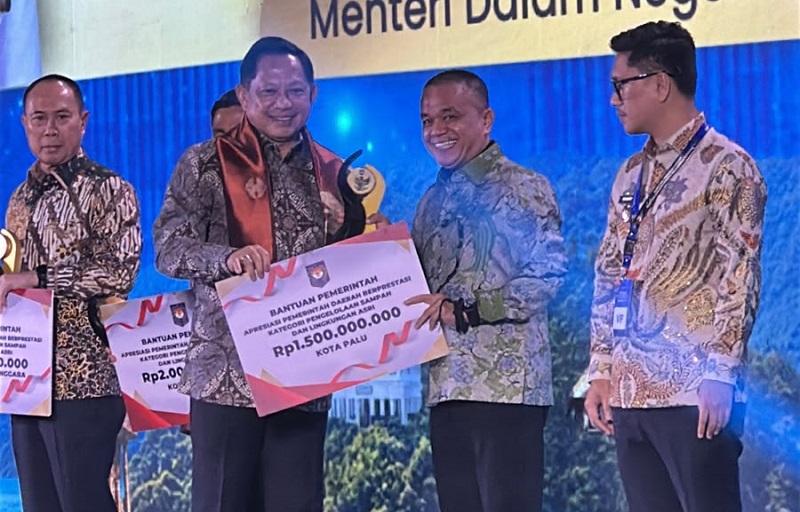 Kota Palu Raih Apresiasi Nasional Pengelolaan Sampah dan Lingkungan Asri