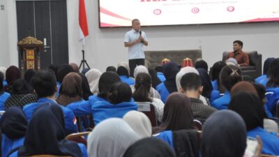 Dialog Kepemimpinan Mahasiswa FKIP Untad, Hadianto: Kekuasaan Adalah Amanah